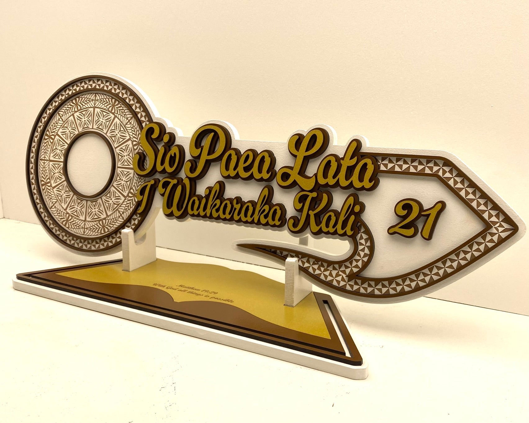 AB - 21st Key Gold MET & White Tonga Flowers